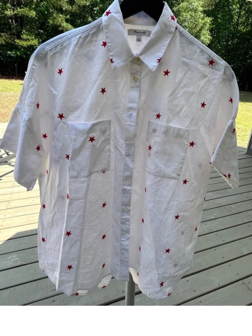 NWOT Madewell 100% cotton Short-Sleeve Button-Down Shirt with Red Star motif